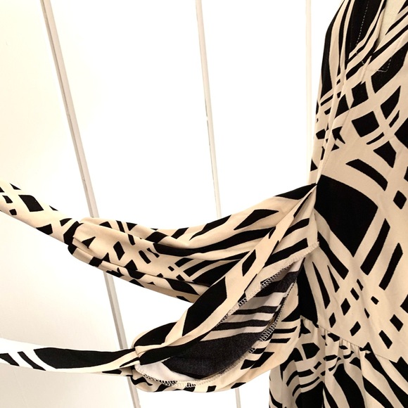 Marc Bouwer Cummerbund Tie Top - Picture 4 of 6